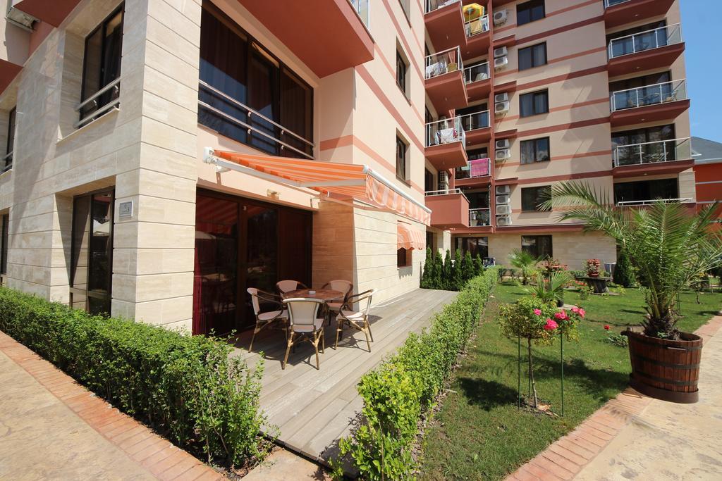 Menada Tarsis Apartments Słoneczny Brzeg Zewnętrze zdjęcie