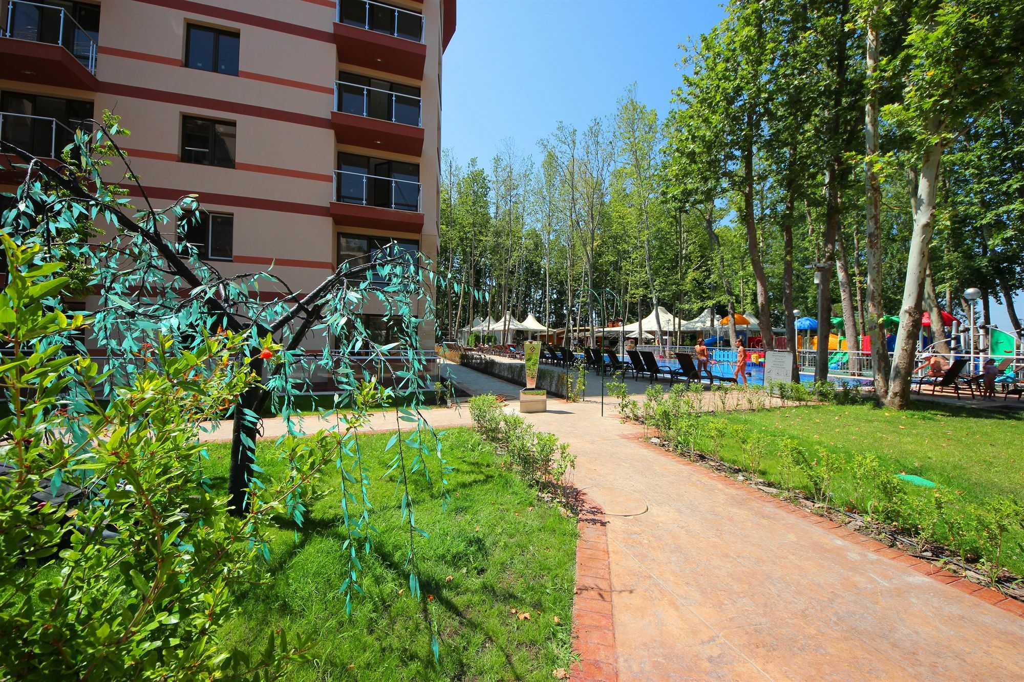 Menada Tarsis Apartments Słoneczny Brzeg Zewnętrze zdjęcie